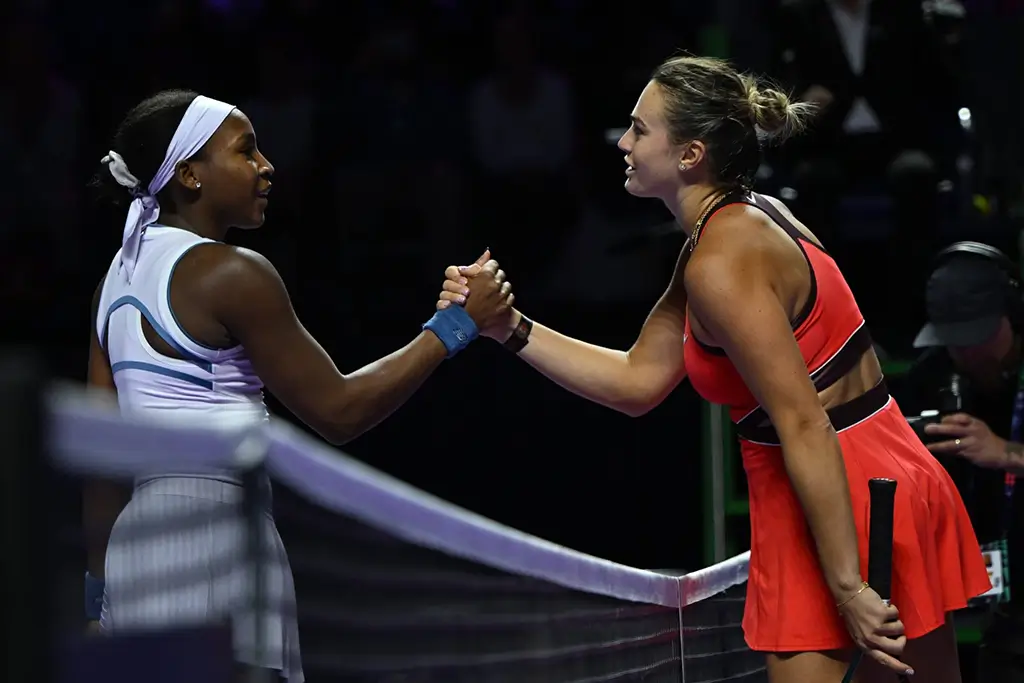 Aryna Sabalenka Storms Past Coco Gauff to Reach WTA Finals Semis