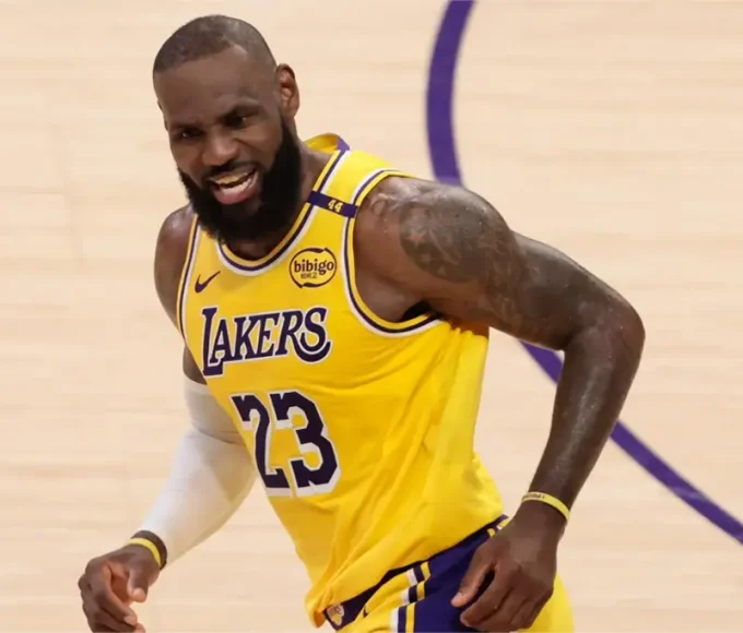 LeBron James Cleared to Resume Contact Activities_