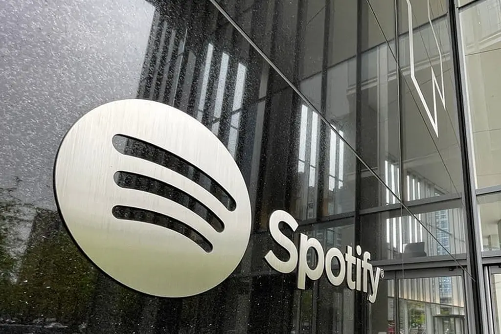 Spotify-Sued-For-Allegedly-Manipulating-Song-Recommendations