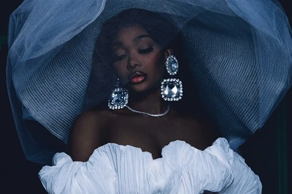 Summer Walker’s “Finally Over It” Becomes 2025 Highest Debuting Album For Female R&B Artiste