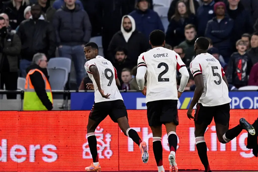 Alexander Isak Breaks Goal Drought As Liverpool Defeat West Ham_