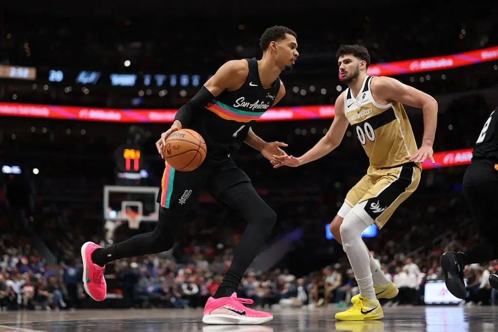 San Antonio Spurs Defeat Washington Wizards 124–113