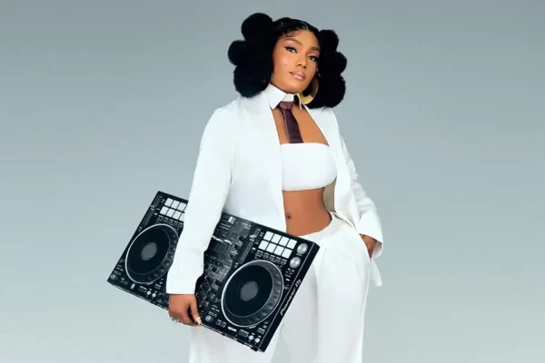 DJ Pretty Play Targets 288-Hour DJ Marathon Record