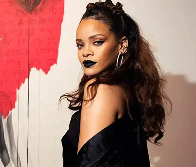 Rihanna Hits 100 Million Monthly Spotify Listeners