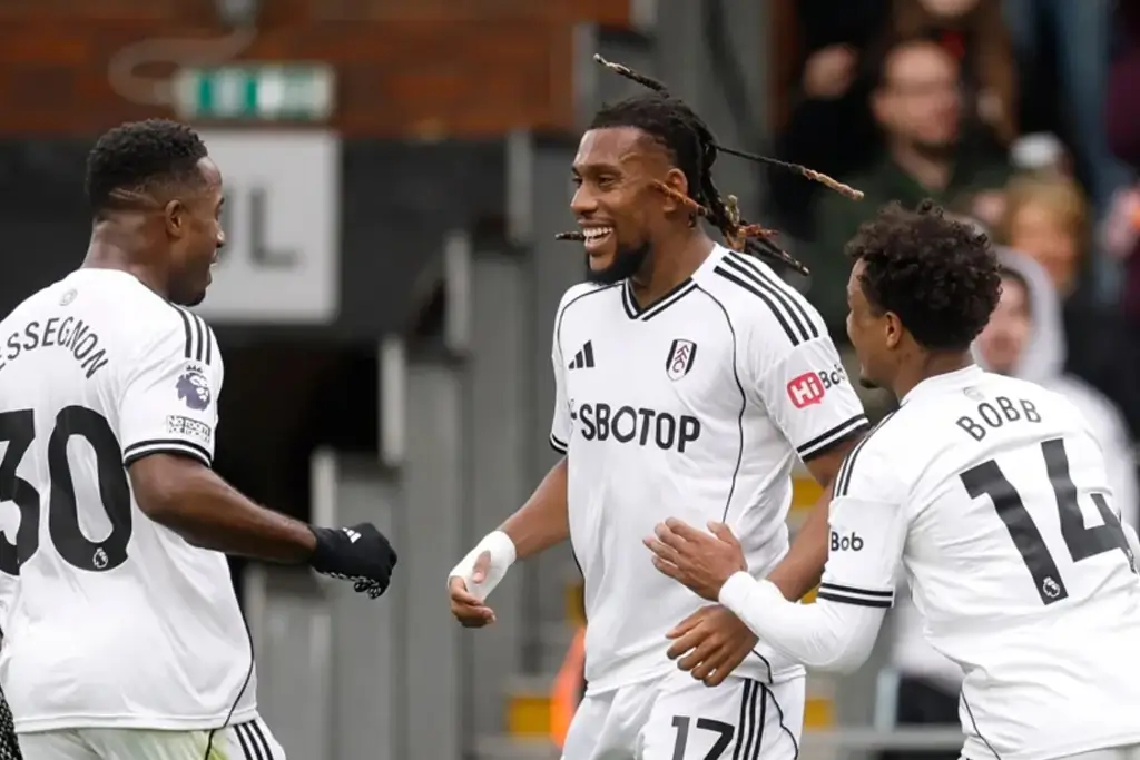 Iwobi Scores As Fulham Beat Tottenham 2-1