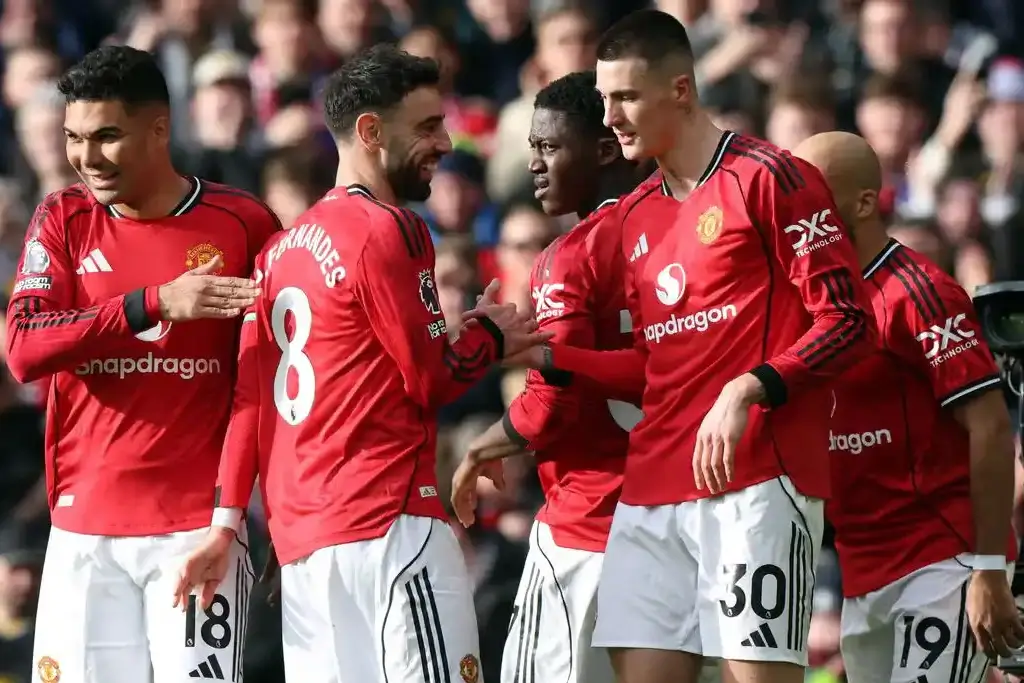 Manchester United vs crystal Palace To Move Third