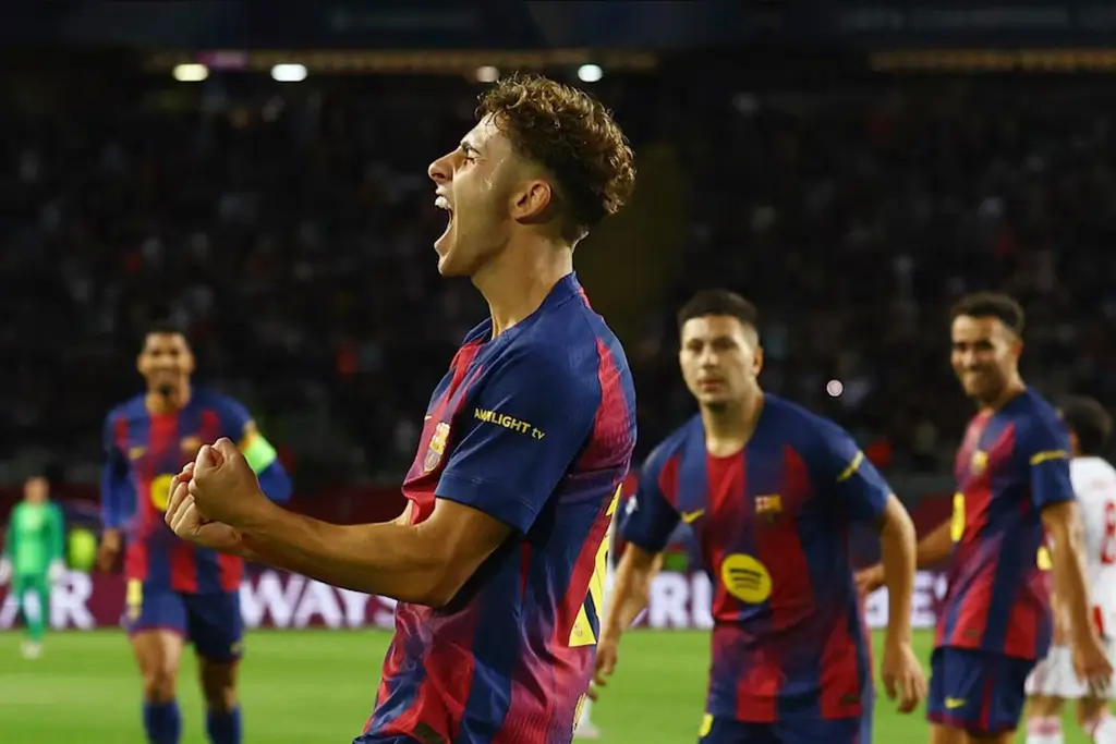 Fermín-Lopez-Hat-Trick-Propels-Barcelona-To-6-1-winning-Olympiacos_