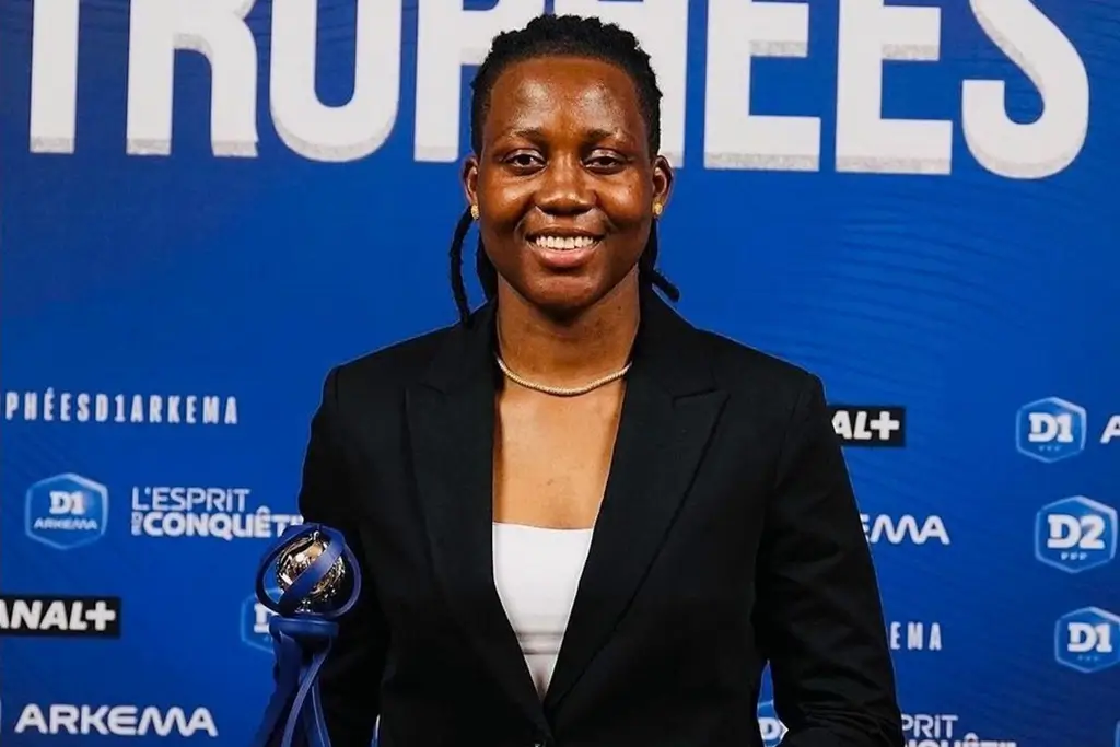 Nigerias-female-goalkeeper