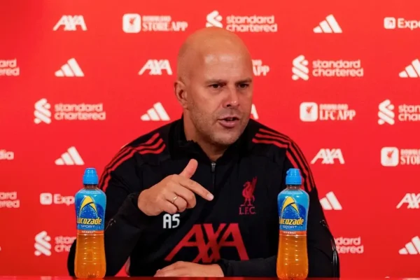 liverpool-manager-arne-slot