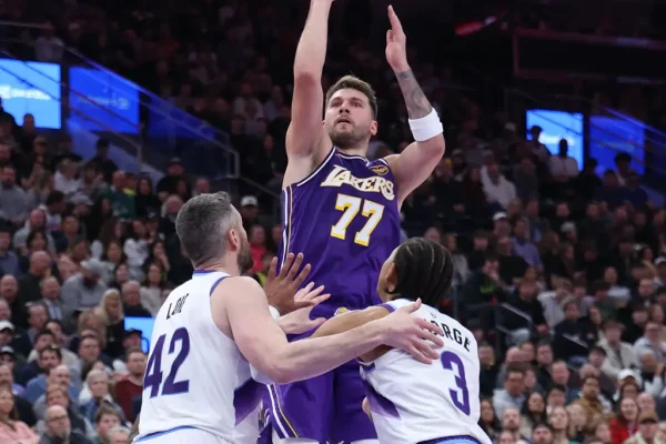 Luka Dončić Drops 45-Point Triple-Double as Lakers Beat Jazz
