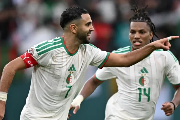 Mahrez Double Powers Algeria Past Sudan
