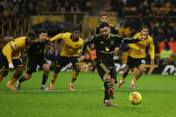 Manchester United Climb To Sixth With 4-1 Win Over Wolves Premier League