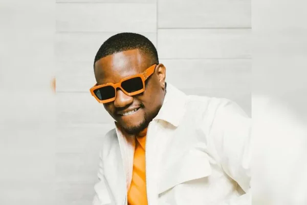 DJ Tunez Spins Davido Classics at Obi’s House, Sparks Buzz