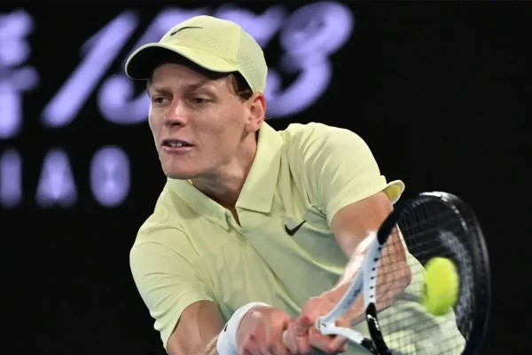 Jannik Sinner Crushes Shelton to Reach Australian Open Semi