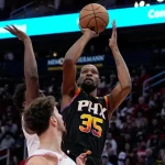 Kevin Durant Hits Late Three as Rockets Beat Suns