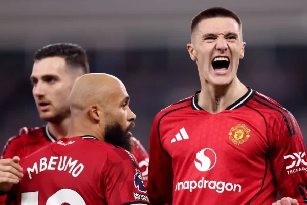 Manchester United Move Fourth After Everton Win