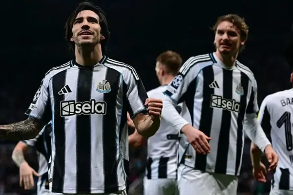 Newcastle Reach UCL Last 16 After Qarabag Rout