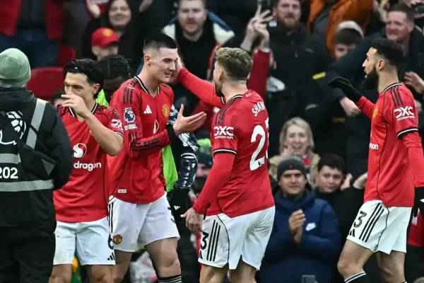Šeško Stunner Gives Man United Late 3-2 Win Over Fulham