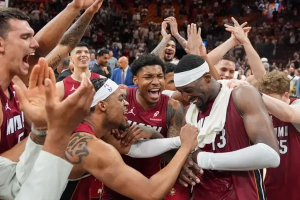 Bam Adebayo Scores 83 in Heat Win Over Wizards