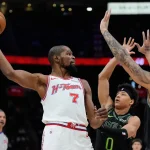 Kevin Durant Leads Rockets Past Pelicans