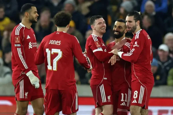 Liverpool Beat Wolves 3-1 to Reach FA Cup Quarter-Finals